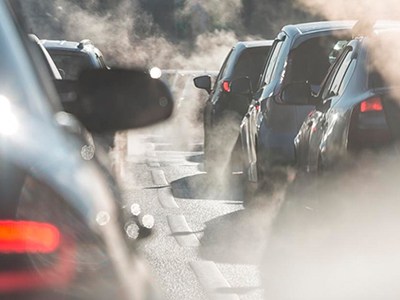 Declaran ilegales a los mecanismos que falsean emisiones de vehículos